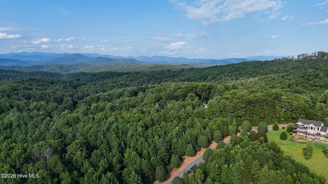 3 Dasali Way, Murphy, NC 28906