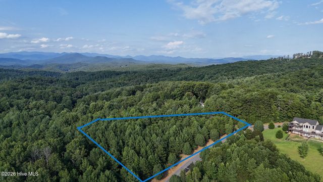 3 Dasali Way, Murphy, NC 28906