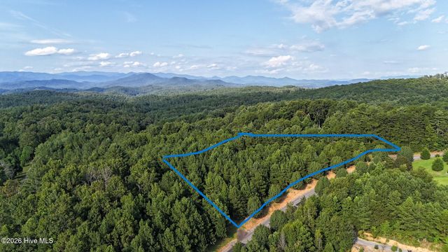 3 Dasali Way, Murphy, NC 28906