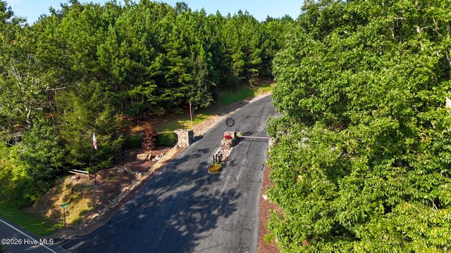 3 Dasali Way, Murphy, NC 28906