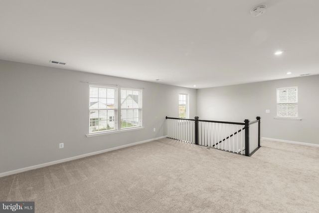 127 WESTCHESTER DR, Stephens City, VA 22655