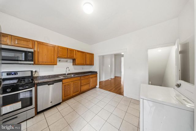 2516 W PRATT ST, Baltimore, MD 21223