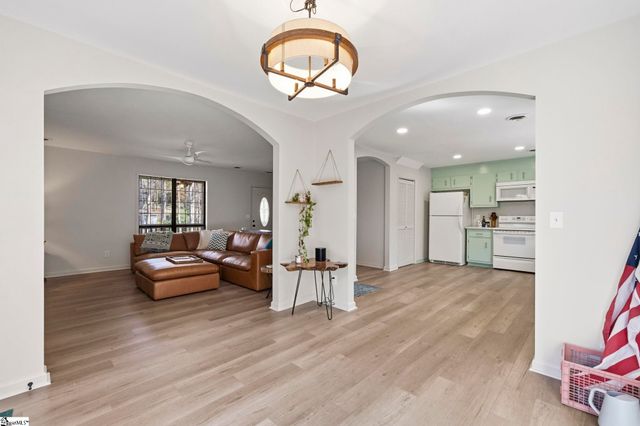 12 Coleman Drive, Travelers Rest, SC 29690