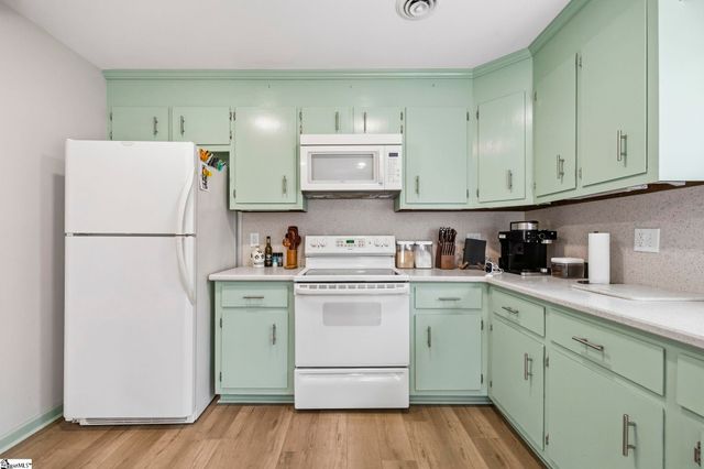 12 Coleman Drive, Travelers Rest, SC 29690