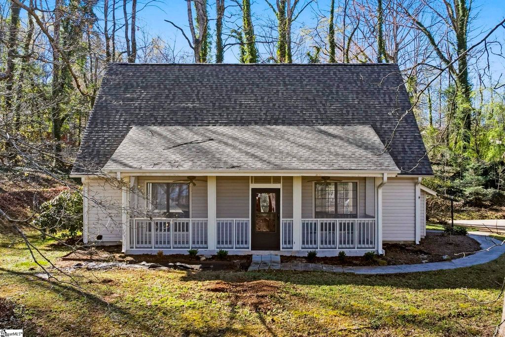 12 Coleman Drive, Travelers Rest, SC 29690