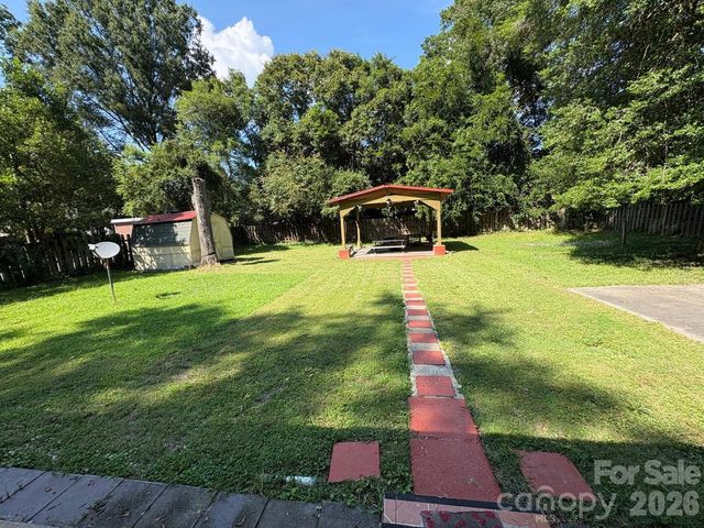818 Hillcrest Avenue, Gastonia, NC 28052