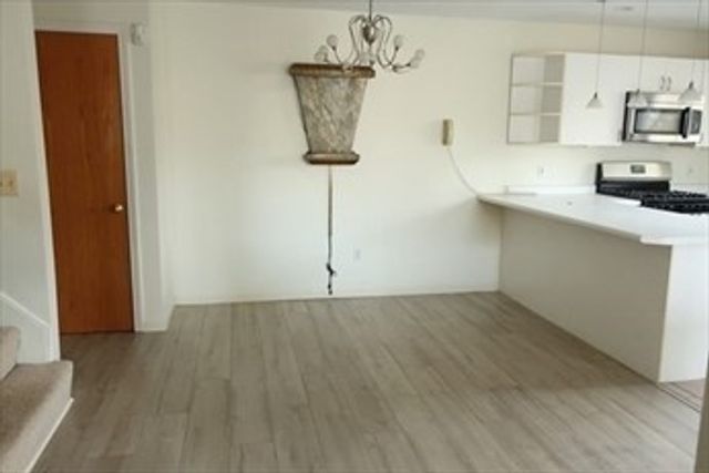 64 Arrowhead 64, Ashland, MA 01721