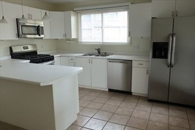64 Arrowhead 64, Ashland, MA 01721