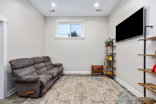 950 Covell Avenue, Grand Rapids, MI 49504