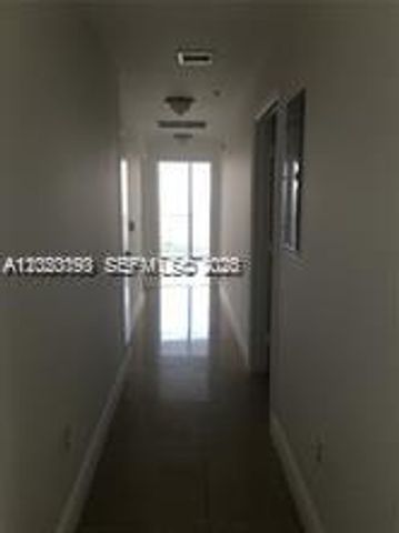 90 SW 3rd St 3204, Miami, FL 33130