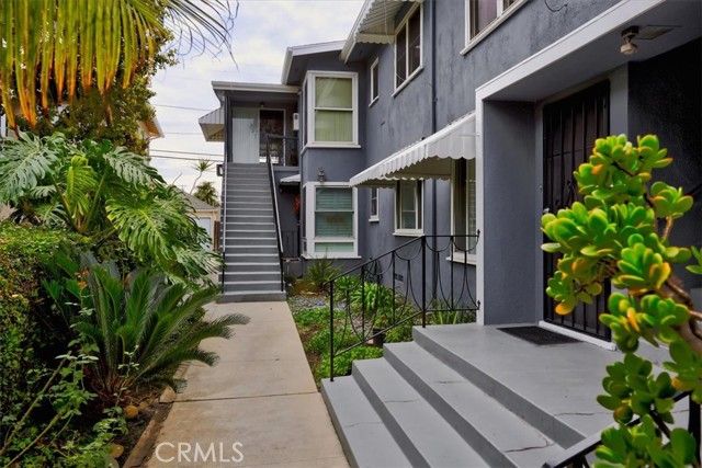 700 E Carson Street 4, Long Beach, CA 90807