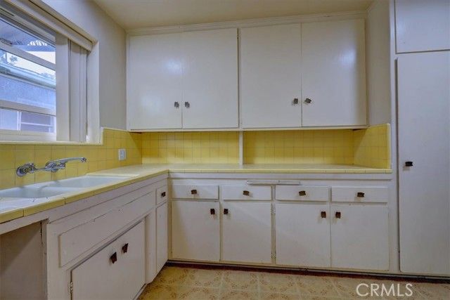 700 E Carson Street 4, Long Beach, CA 90807