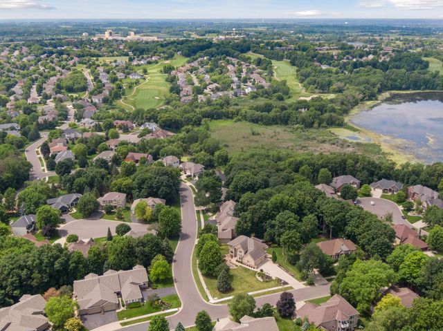 15208 Fairway Heights Road NW, Prior Lake, MN 55372