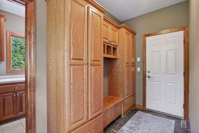 15208 Fairway Heights Road NW, Prior Lake, MN 55372