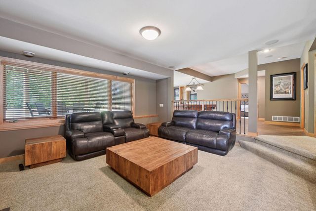 15208 Fairway Heights Road NW, Prior Lake, MN 55372