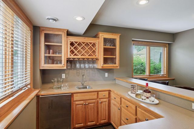 15208 Fairway Heights Road NW, Prior Lake, MN 55372