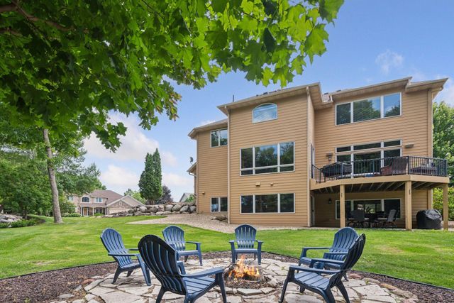 15208 Fairway Heights Road NW, Prior Lake, MN 55372