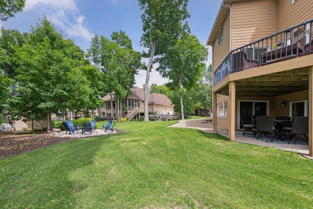 15208 Fairway Heights Road NW, Prior Lake, MN 55372