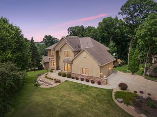 15208 Fairway Heights Road NW, Prior Lake, MN 55372
