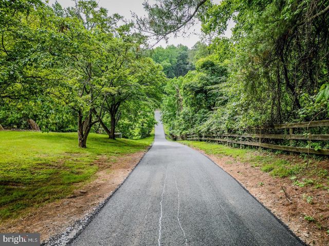 12700 HARFORD RD, Fork, MD 21051