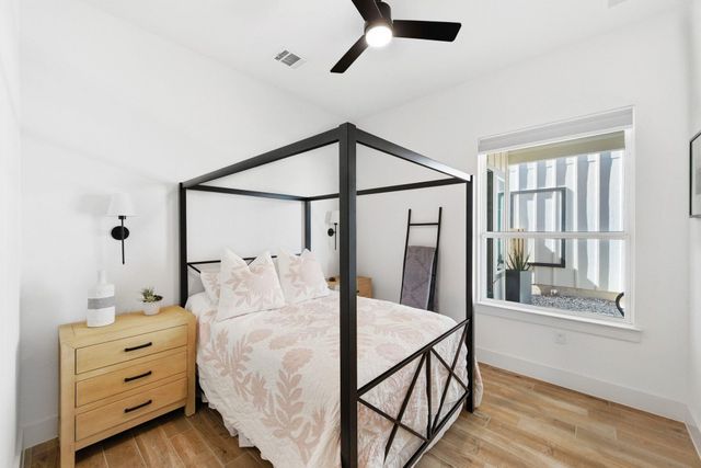 1144 Lucca DR 6, Dripping Springs, TX 78620