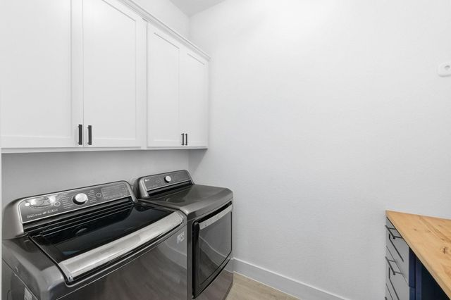 1144 Lucca DR 6, Dripping Springs, TX 78620