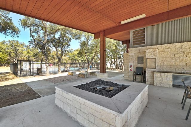 1144 Lucca DR 6, Dripping Springs, TX 78620