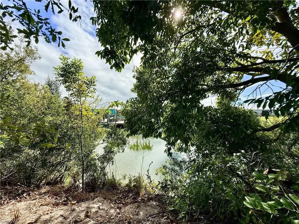 418 NW 14th TER, CAPE CORAL, FL 33993 — photo 2