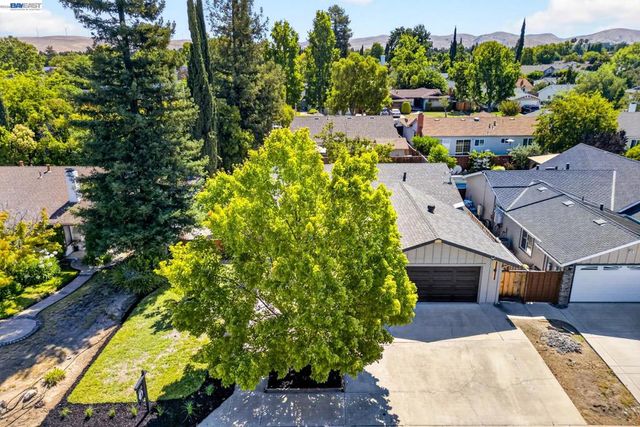 646 Joyce Street, Livermore, CA 94550