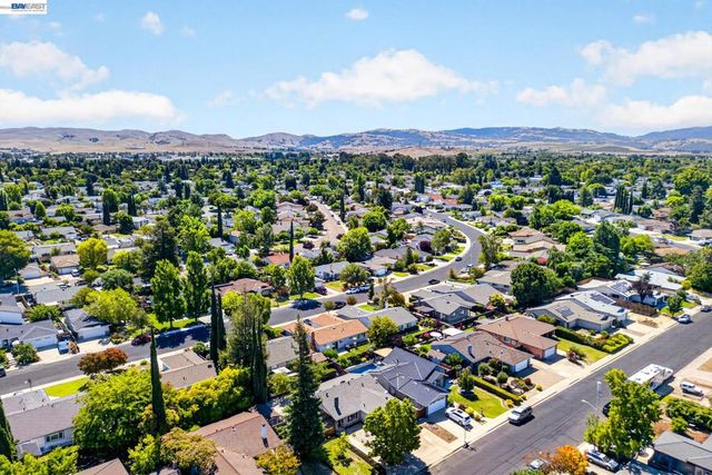 646 Joyce Street, Livermore, CA 94550