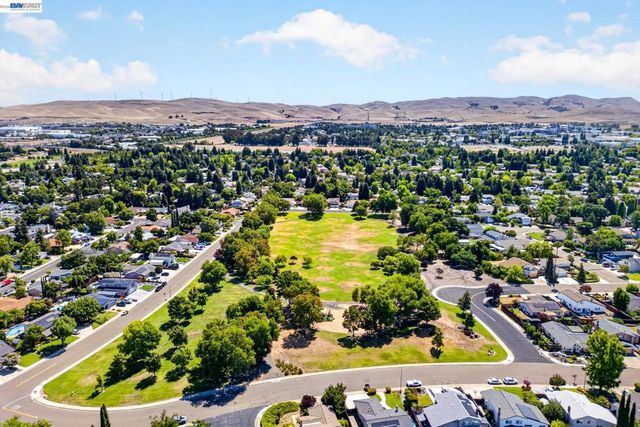 646 Joyce Street, Livermore, CA 94550