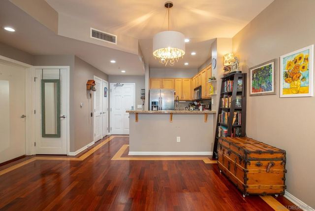 450 J St 7091, San Diego, CA 92101