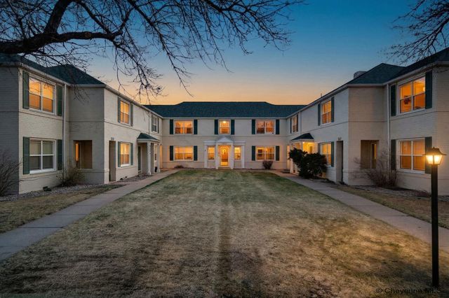 3527 HYNDS BLVD, Cheyenne, WY 82001
