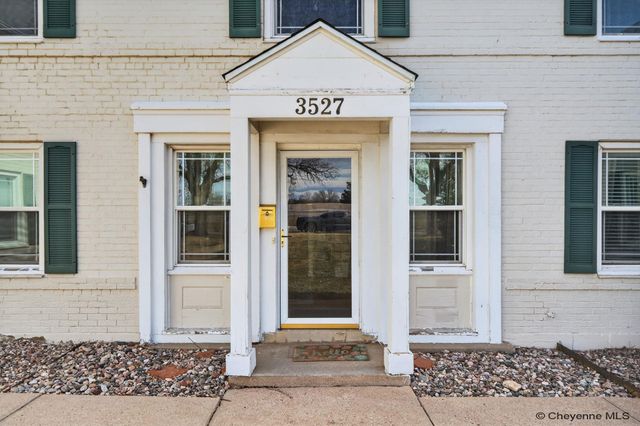 3527 HYNDS BLVD, Cheyenne, WY 82001