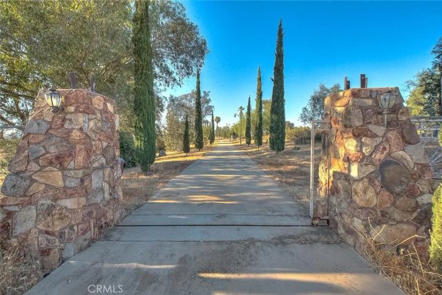 16770 Rocky Glen, Lake Mathews, CA 92570
