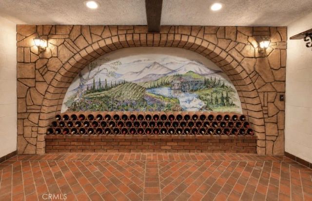 16770 Rocky Glen, Lake Mathews, CA 92570