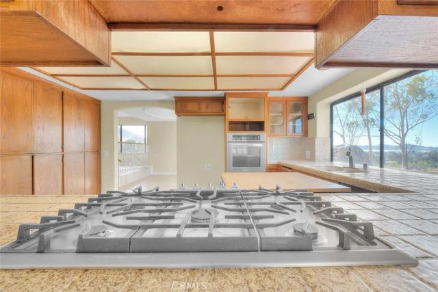 16770 Rocky Glen, Lake Mathews, CA 92570