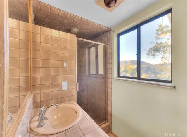 16770 Rocky Glen, Lake Mathews, CA 92570