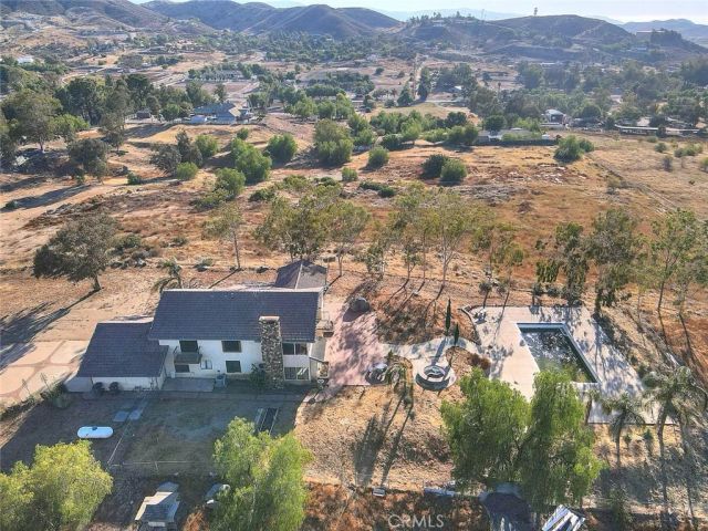 16770 Rocky Glen, Lake Mathews, CA 92570