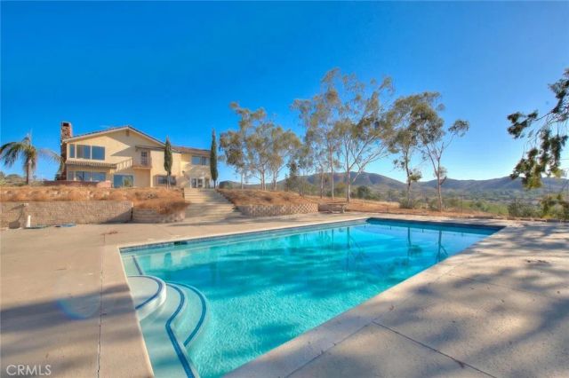 16770 Rocky Glen, Lake Mathews, CA 92570