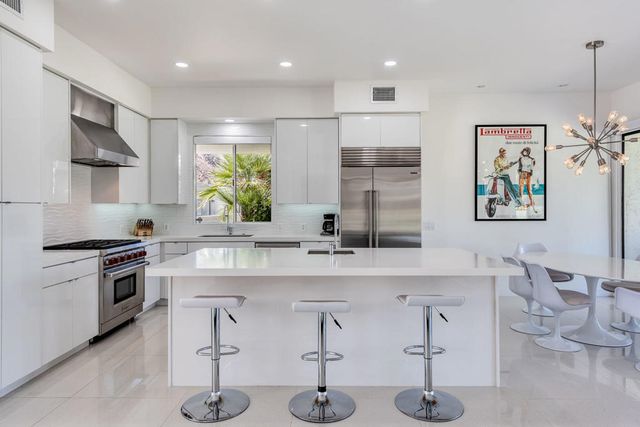45765 Hopi Road, Indian Wells, CA 92210