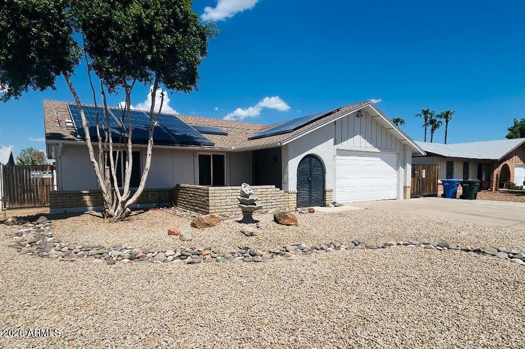 4136 W CORRINE Drive, Phoenix, AZ 85029 — exterior