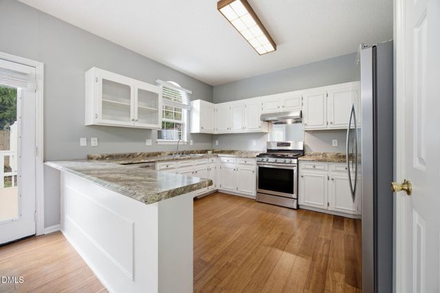 3805 Hollycrest Court, Raleigh, NC 27612