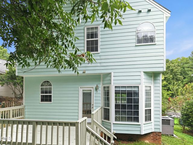 3805 Hollycrest Court, Raleigh, NC 27612