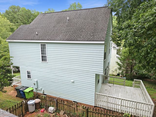 3805 Hollycrest Court, Raleigh, NC 27612