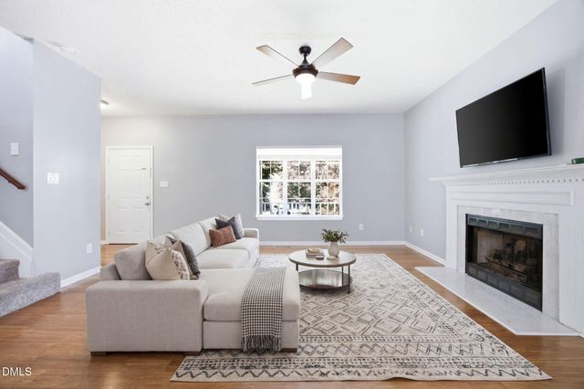3805 Hollycrest Court, Raleigh, NC 27612