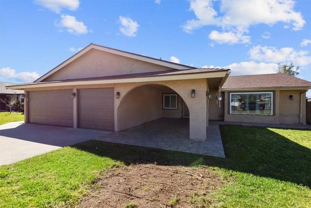 661 Woodhill, Rialto, CA 92376