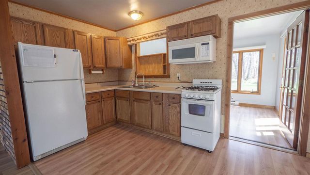 N4496 STRAWBERRY CIRCLE, Wautoma, WI 54982
