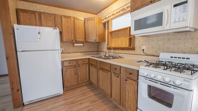 N4496 STRAWBERRY CIRCLE, Wautoma, WI 54982