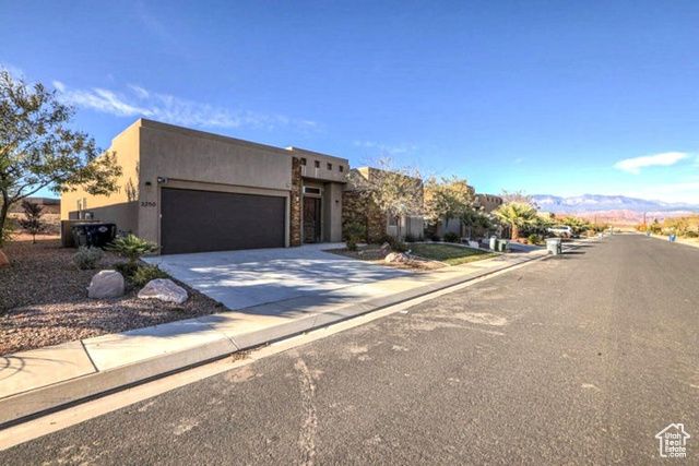 3250 S 4900 W, Hurricane, UT 84737